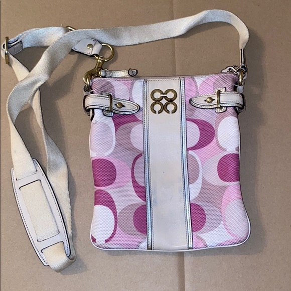 Coach Handbags - Coach crossbody bag